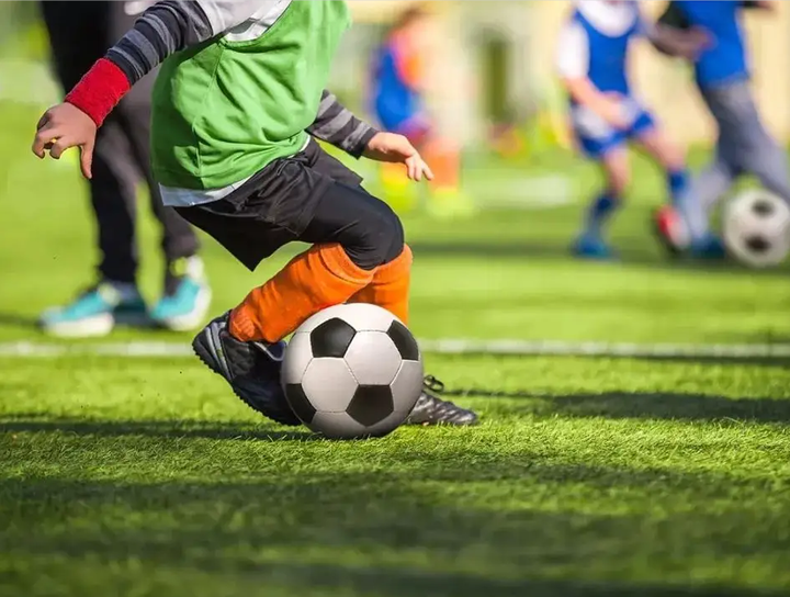 FIFA年度最佳男子足球運動員：梅西力壓姆巴佩當選！.